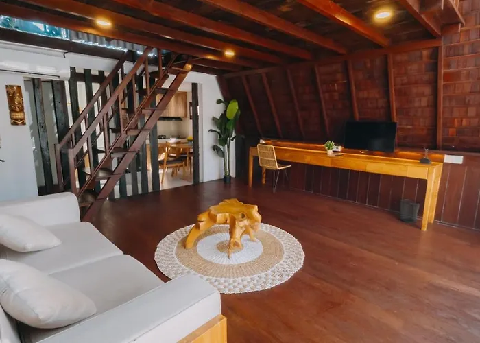 1 Bedrooms Kaba-kaba Villa Kapal
