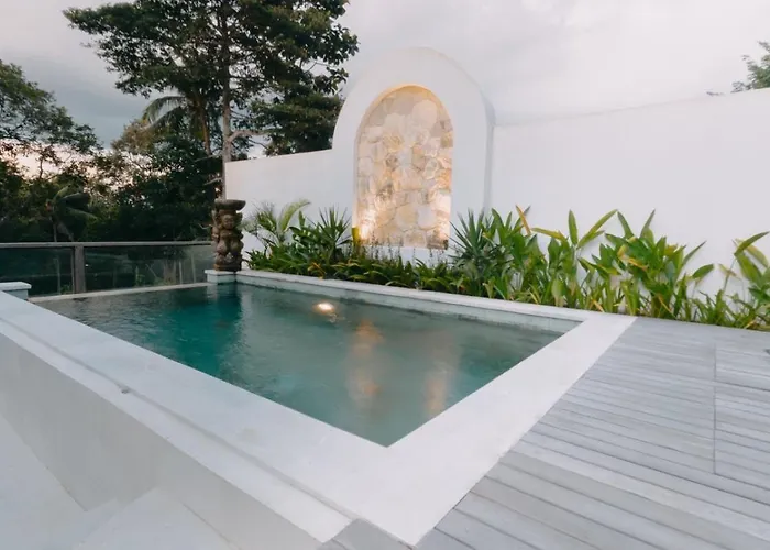 1 Bedrooms Kaba-kaba Villa Kapal